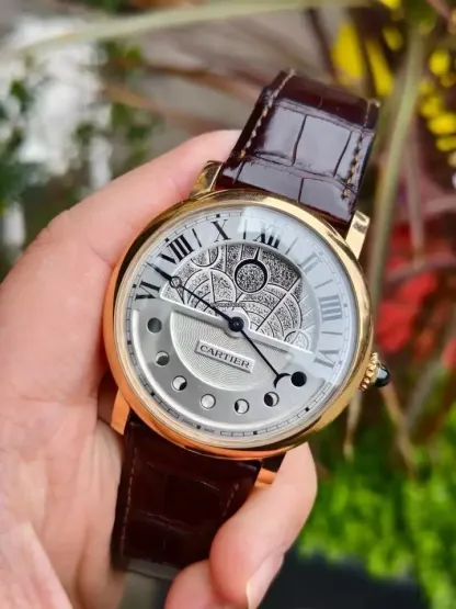 cathtrtier Ronde de cathtrtier Men Automatic Silver Leather Watch W1556243