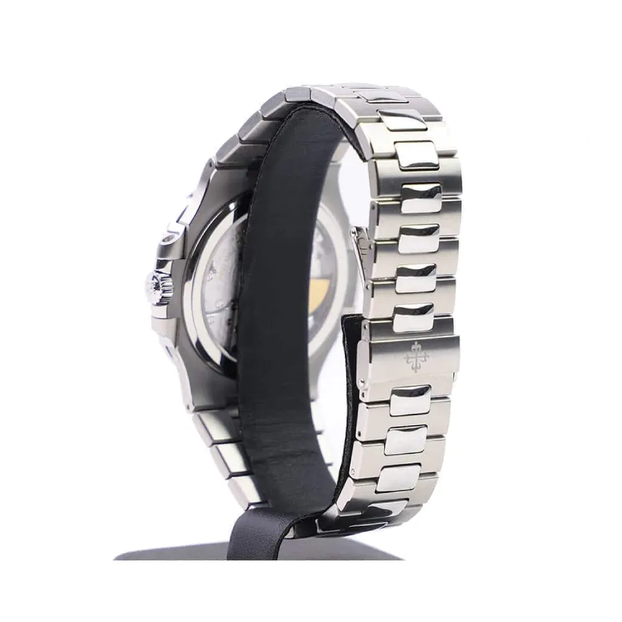 pathttek Philithtppe Nautilus Steel Blue Dial Moon Phase 5712/1A-001 Supreme Replica Edition