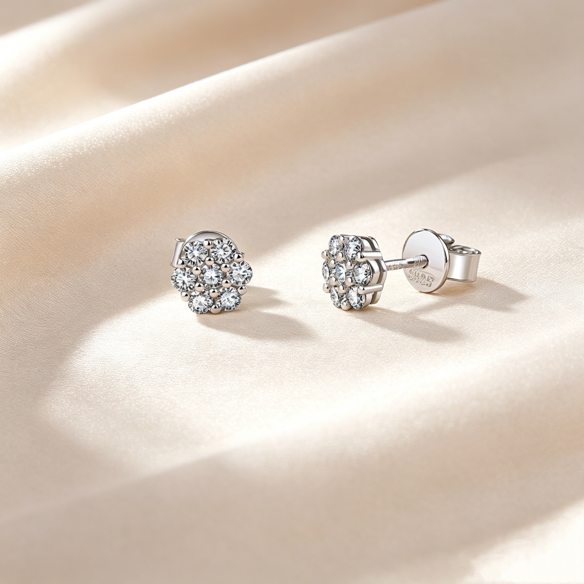 🎁Moissanite Cluster Flower Stud Earrings💎