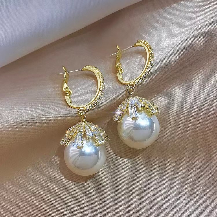 AAAA Akoya Hypoallergenic Cubic Zirconia Dangle Pearl Earrings