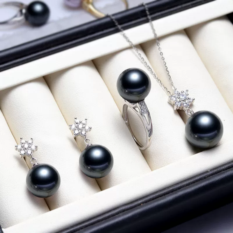 Japan Top Akoya Pearl Jewelry Three-Piece Set
