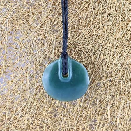 NH048 Nephrite Pendant Necklace