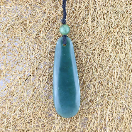 NH028 Nephrite Pendant Necklace