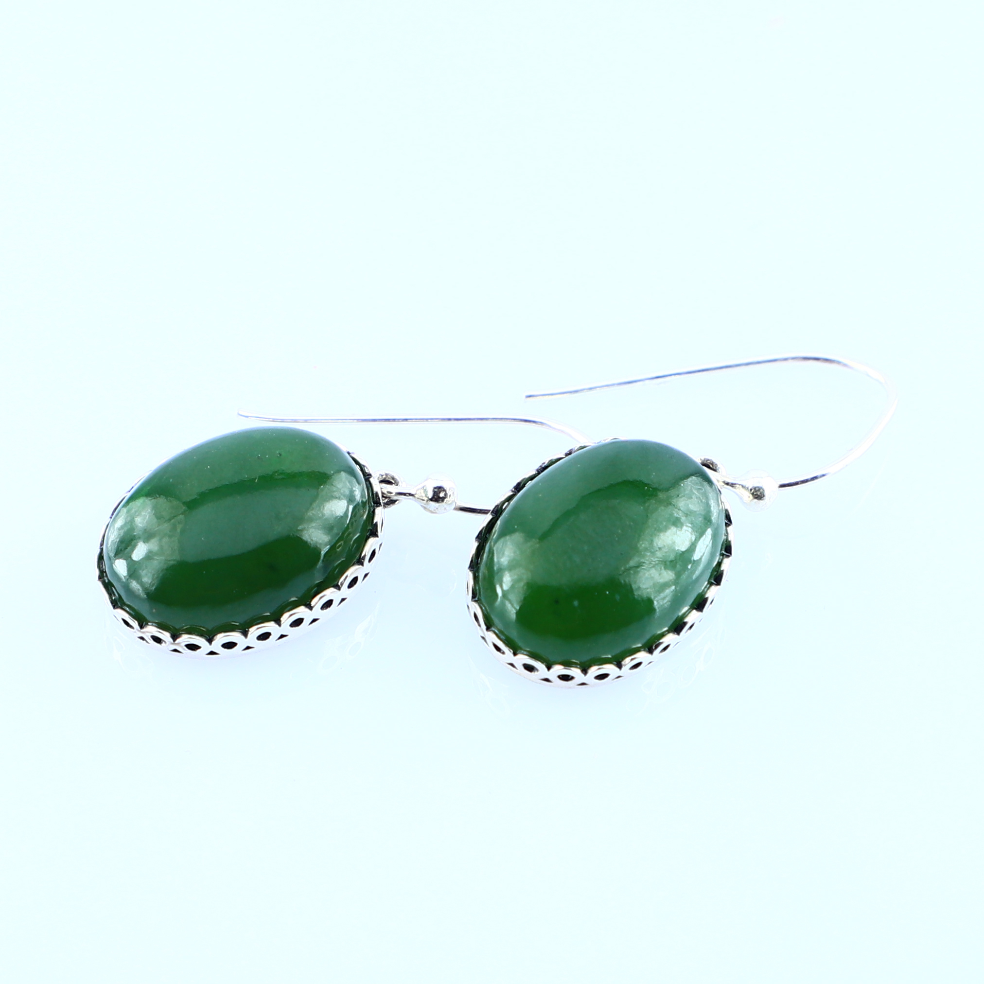 E9912 Nephrite Pendant