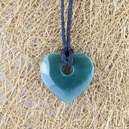 NH045 Nephrite Pendant Necklace