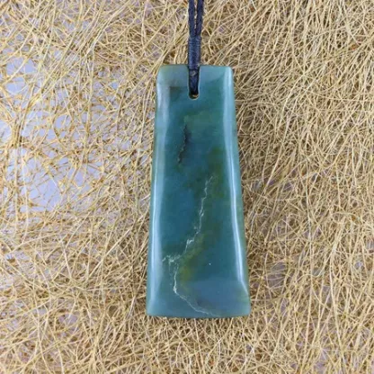NH019 Nephrite Pendant Necklace