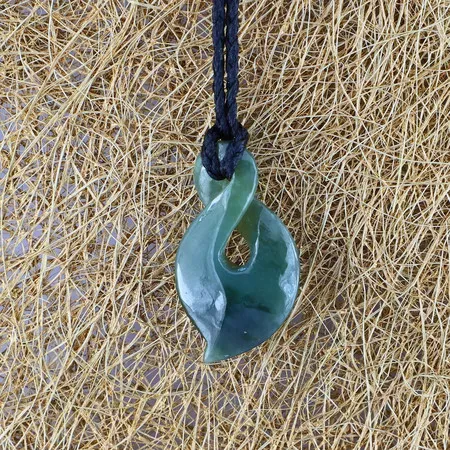 NH043 Nephrite Pendant Necklace