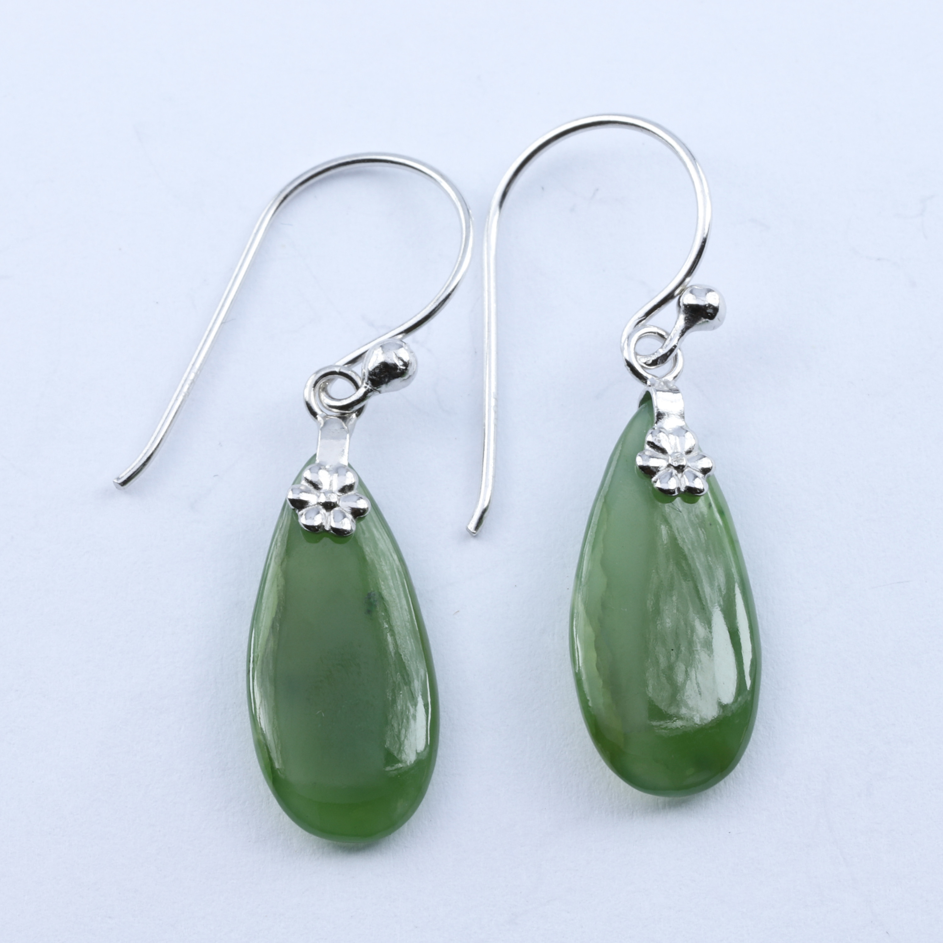 EL001 Nephrite Pendant