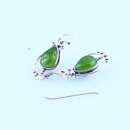 E9935 Nephrite Pendant