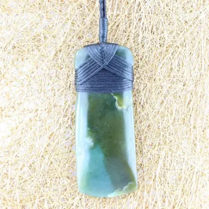 NH009 Nephrite Pendant Necklace