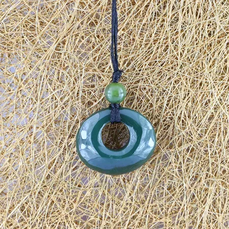 NH038 Nephrite Pendant Necklace