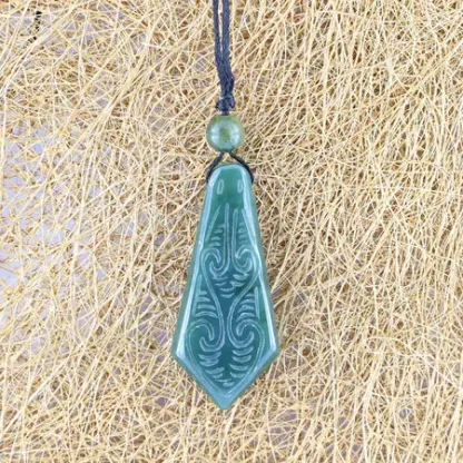 NH032 Nephrite Pendant Necklace