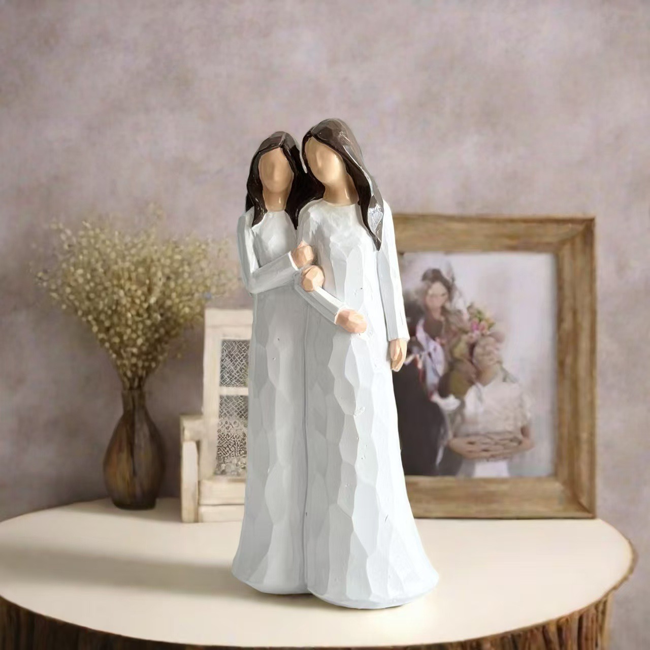 7.48" Angel Figurines for Women - Resin Guardian Angel Statue Holding Red Heart, Gift for Thanksgiving, Wedding, Christmas Home Decor Ornament, Memorial Gifts