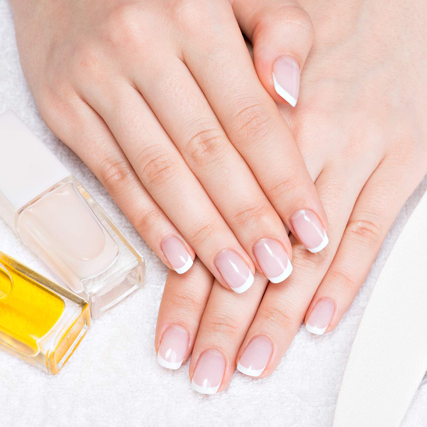 NailStudio Glue-On French Nails Kit