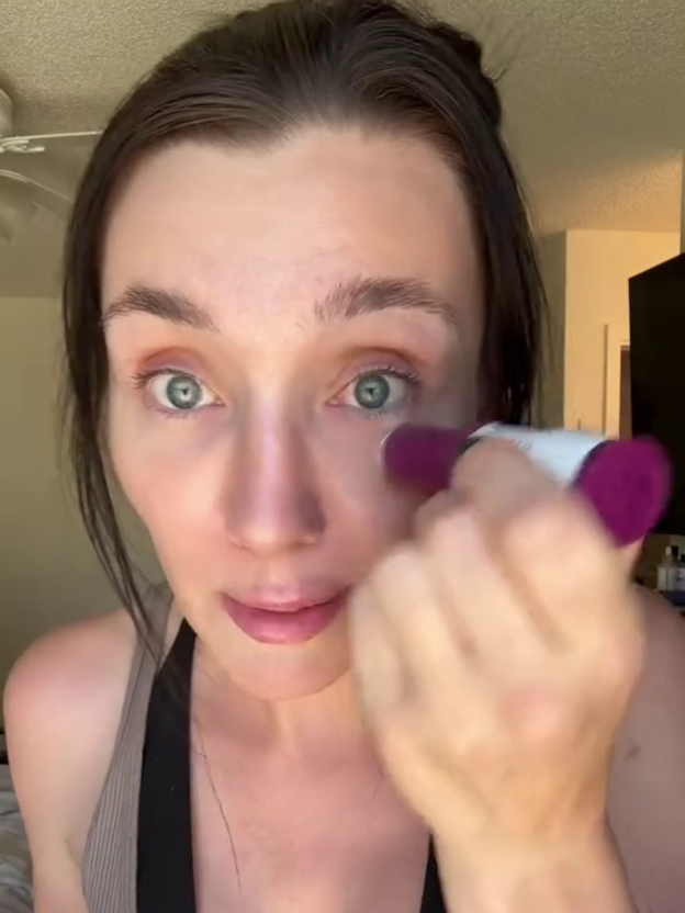 Wrinkle-lightening and firming eye cream stick, Watch eye wrinkles vanish in 1 swipe! Instant firming. Look 10 years younger. 