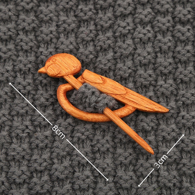 🔥Brooch pin with wooden animal pattern (sweater clip)