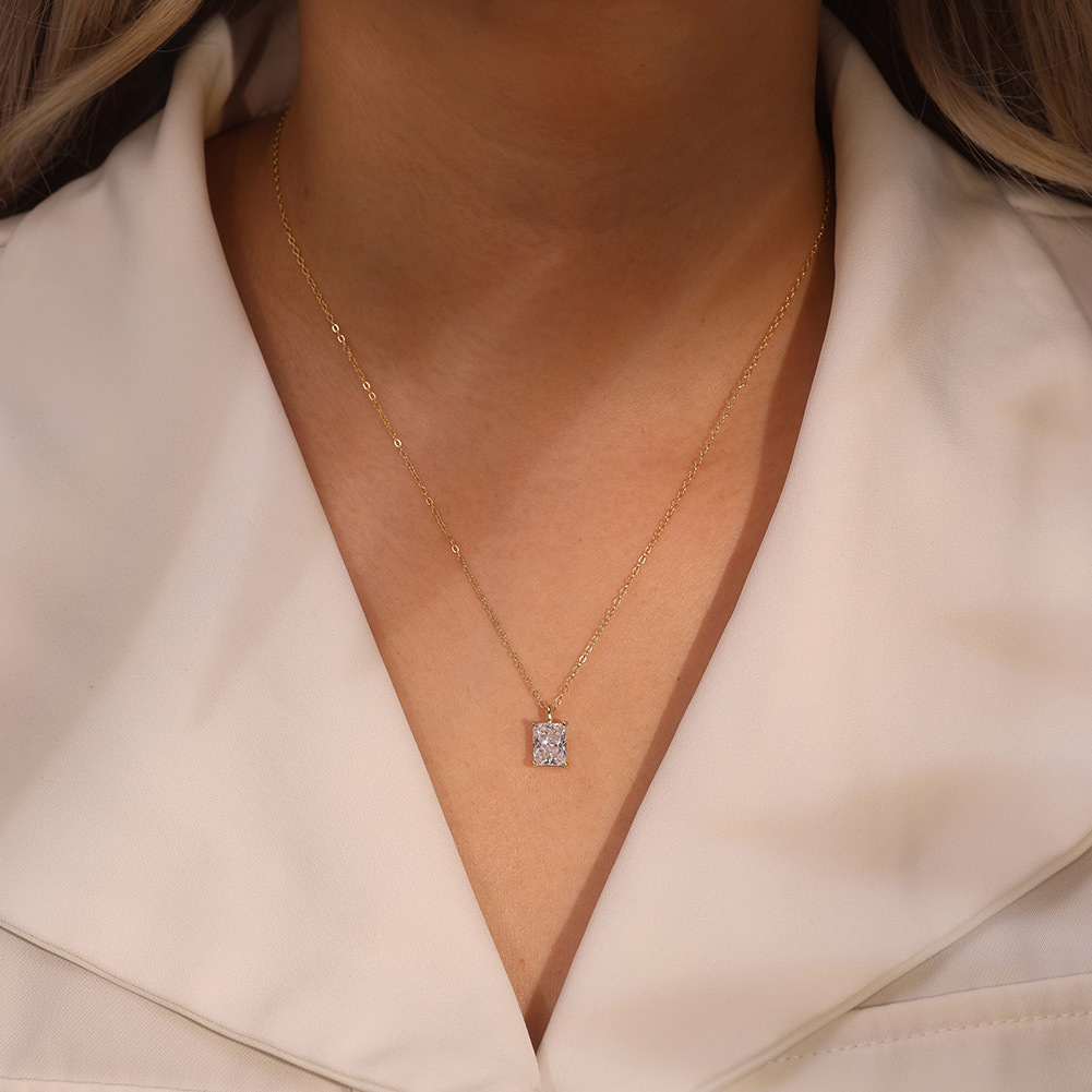 Luxury Solitaire Ideal Cut Moissanite Necklace