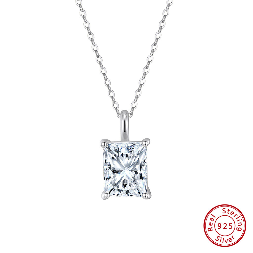 Luxury Solitaire Ideal Cut Moissanite Necklace
