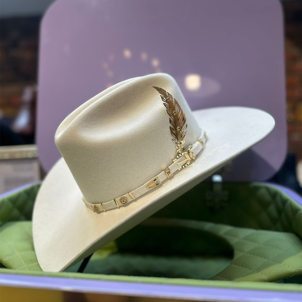 Marlboro Signature Feather Hat