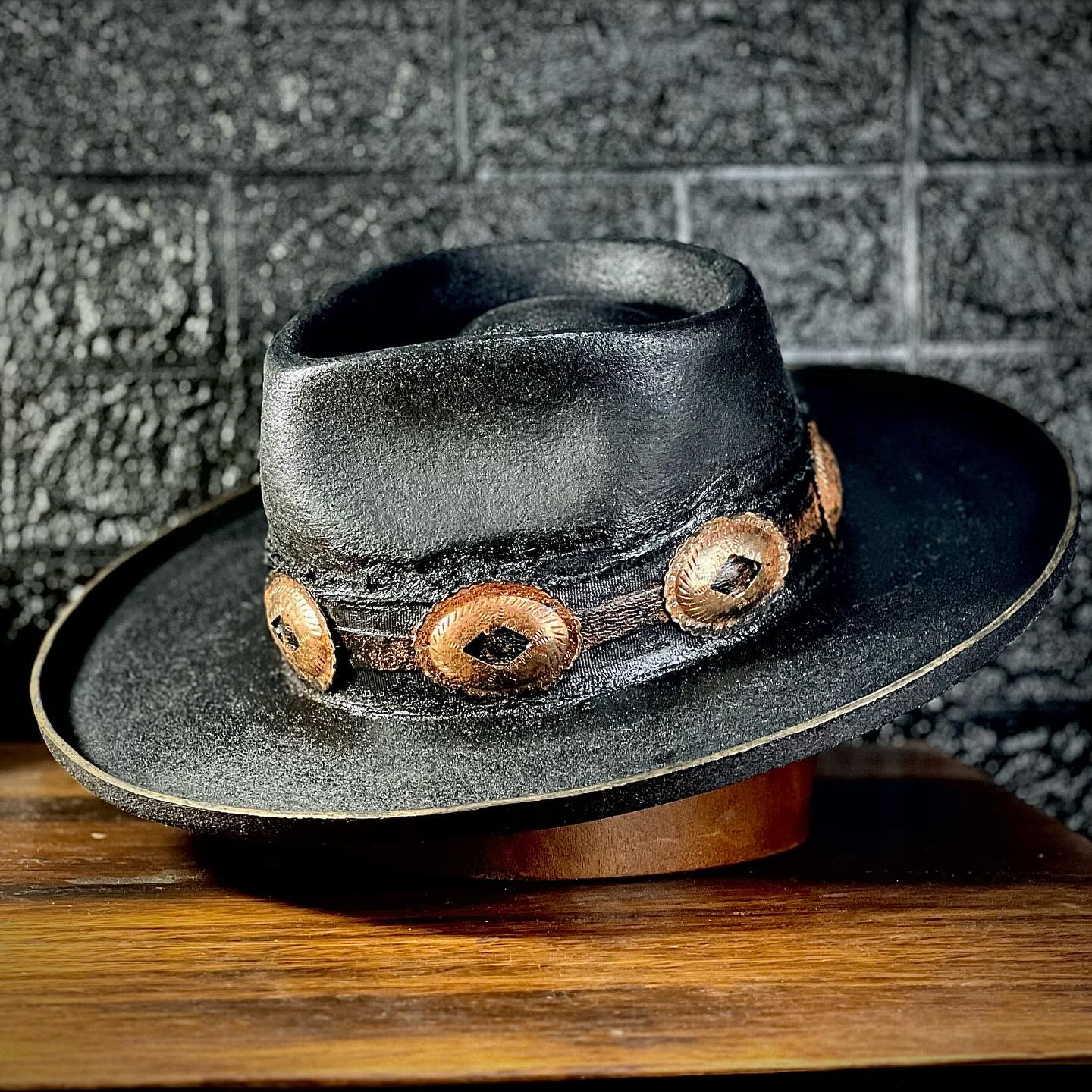 Black Teardrop Fedora – Silent Venom