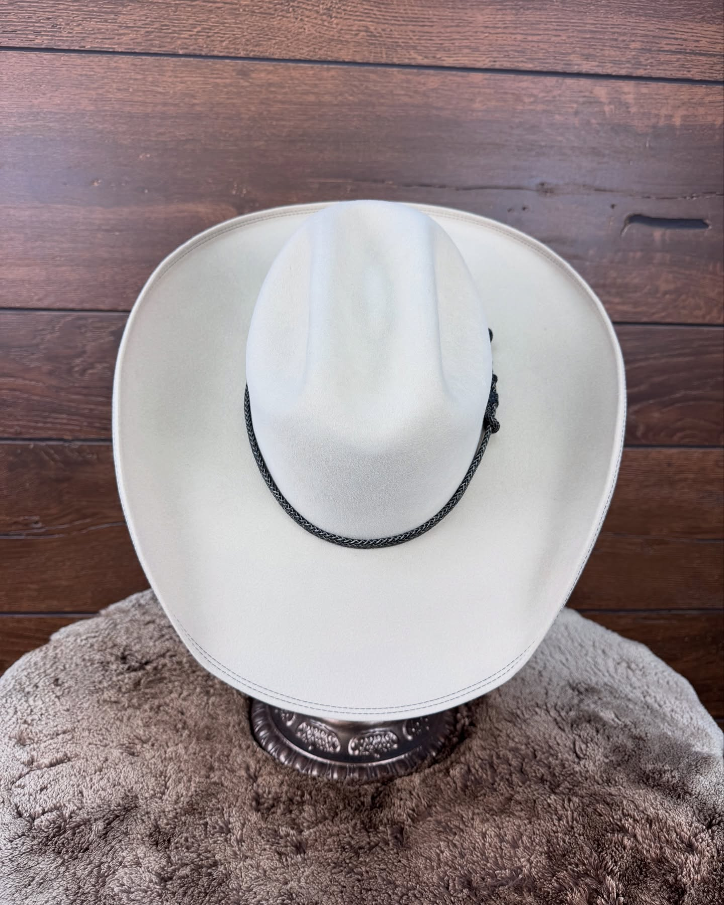 Classic Cattleman in Bone
