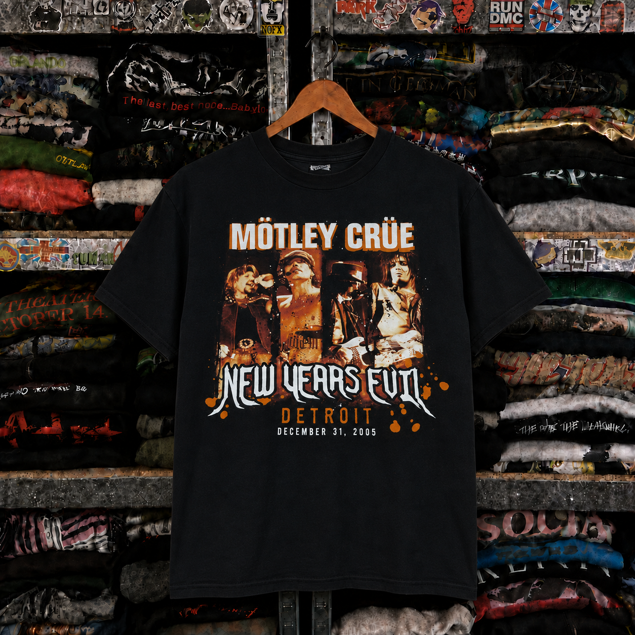 Mötley Crüe Vintage Rare T-Shirt,Nearly Sold Out Collectors Piece