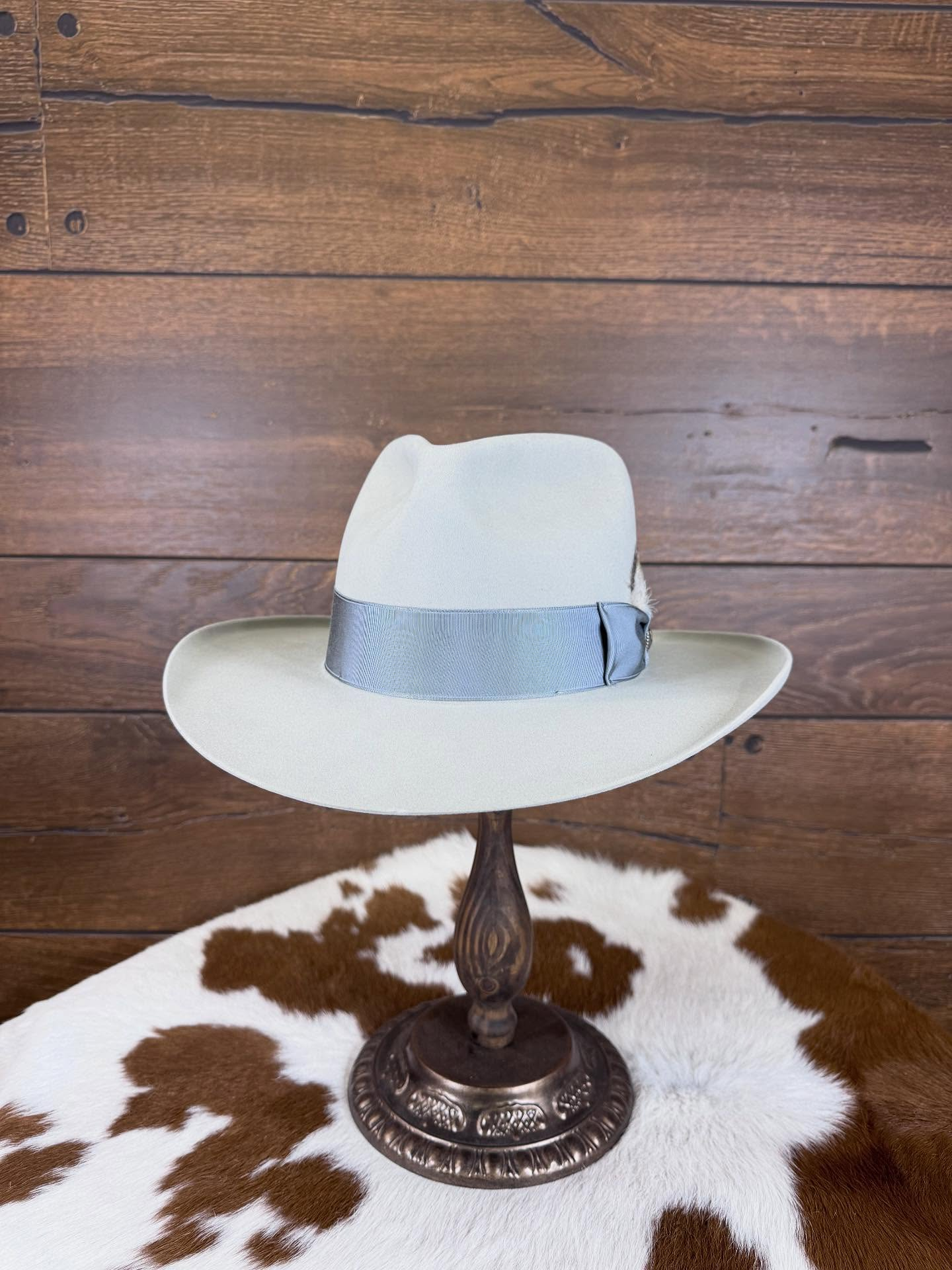A classic Silverbelly Fedora