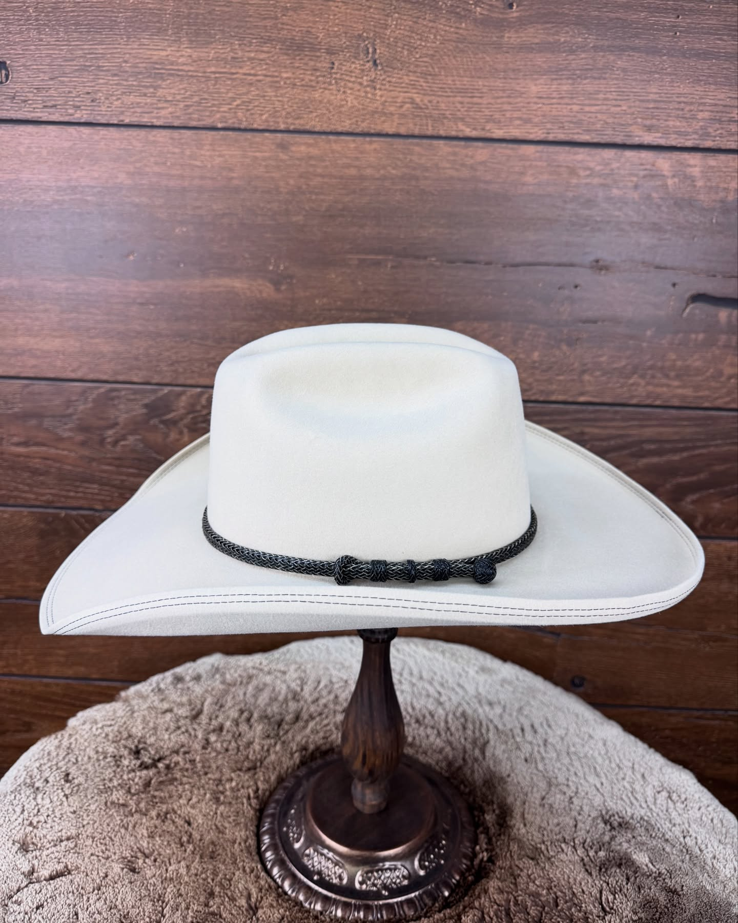 Classic Cattleman in Bone