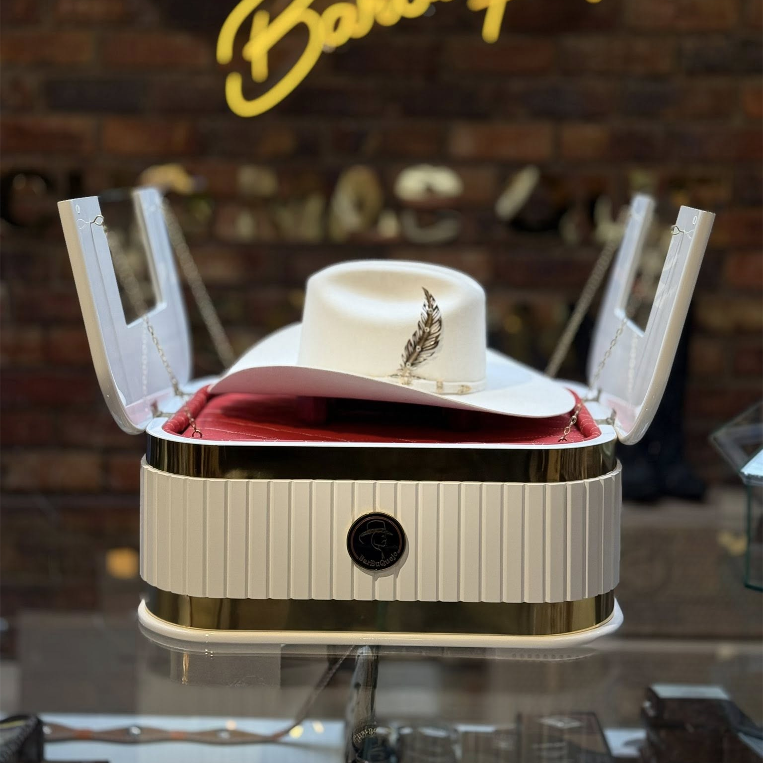 Marlboro Signature Feather Hat