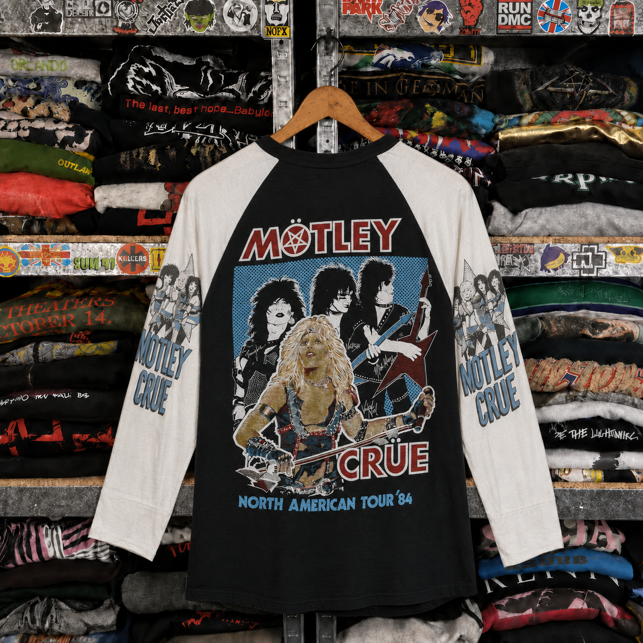 Rare Hard To Find Vintage Mötley Crüe Raglan Shirt, Nearly Sold Out Collectors Piece