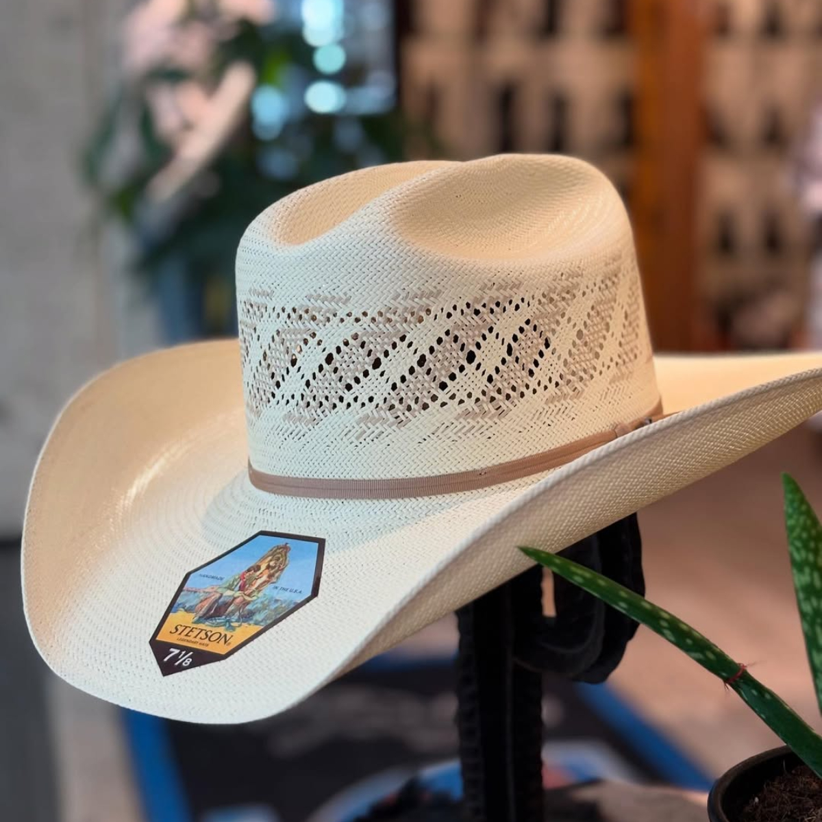Thunder 10X Straw Cowboy Hat