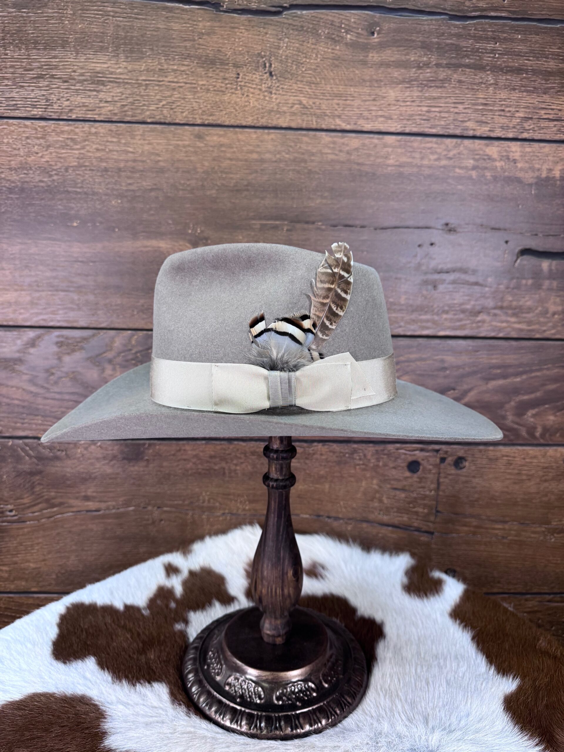 Fedora in Natural 