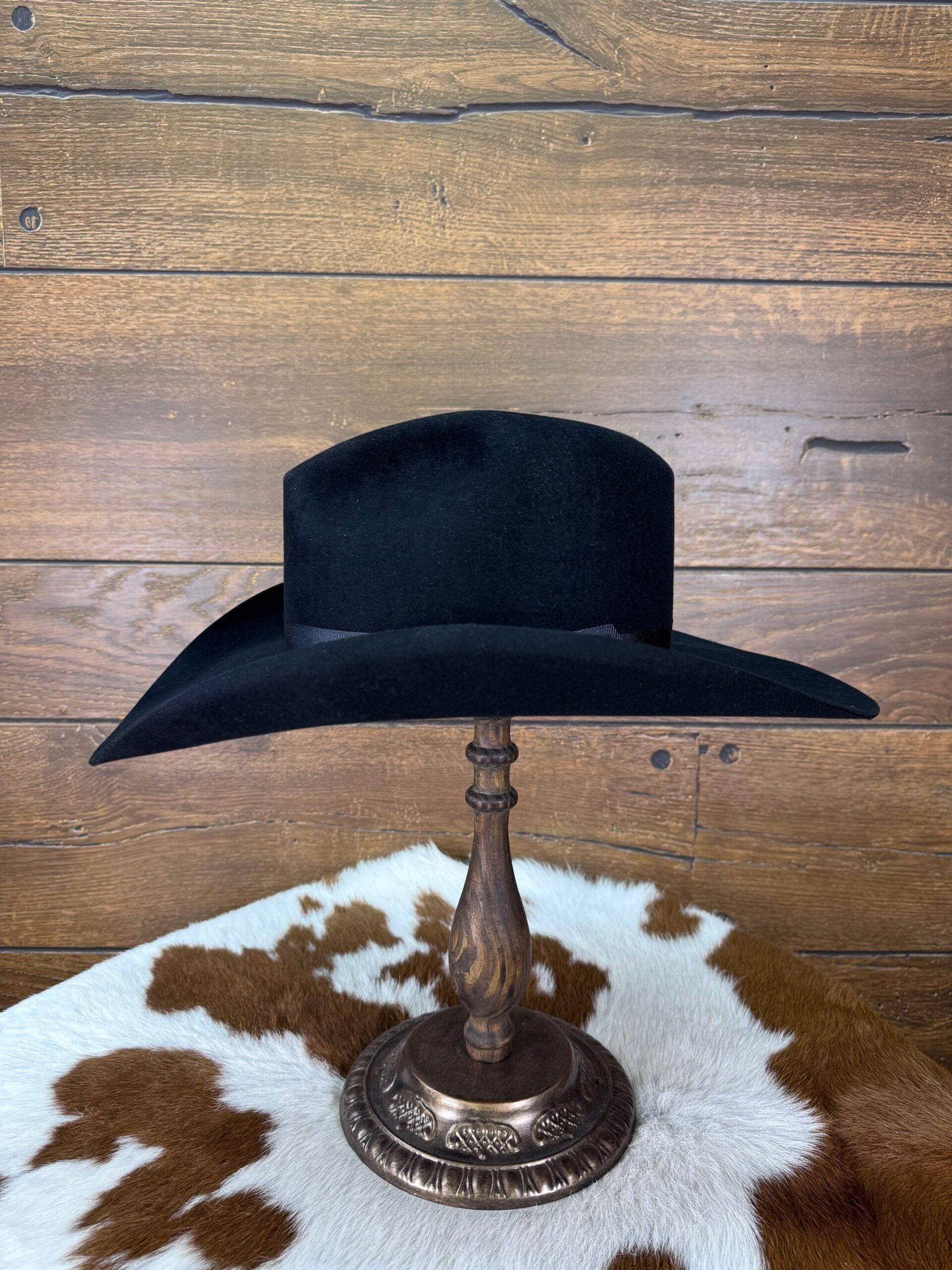 A Jackson in Black Chinchilla blend 