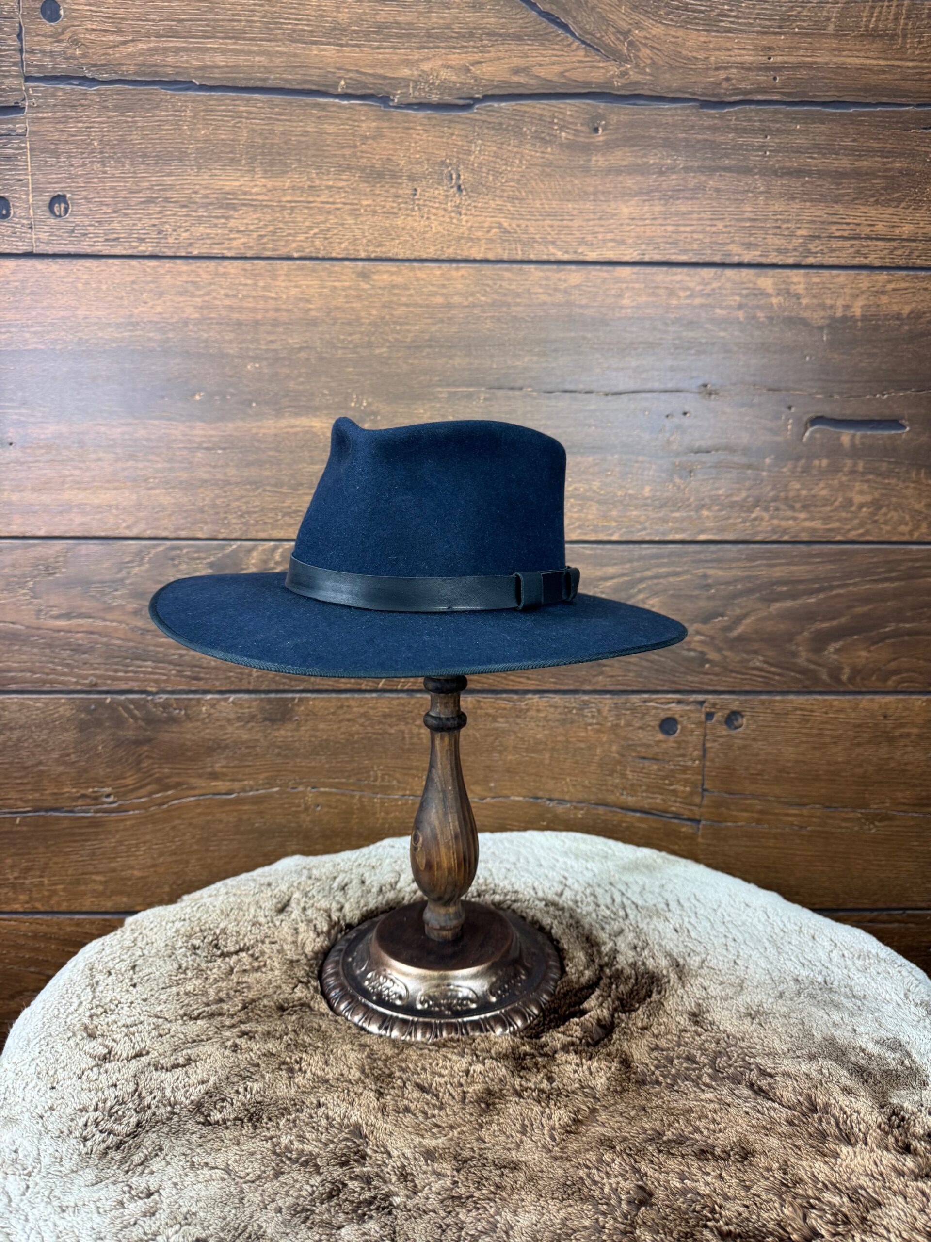 European Clay in Navy