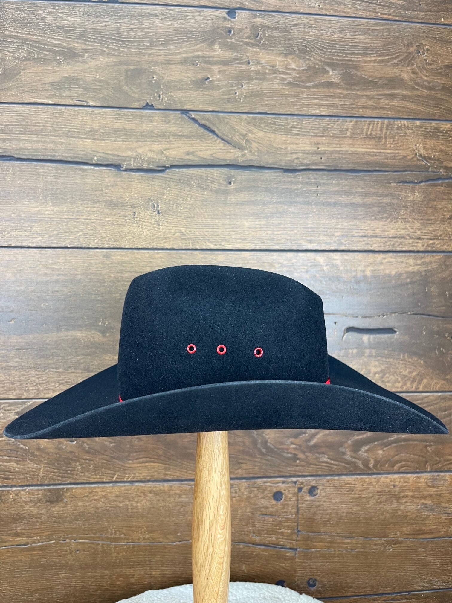 Top Hand in Black 