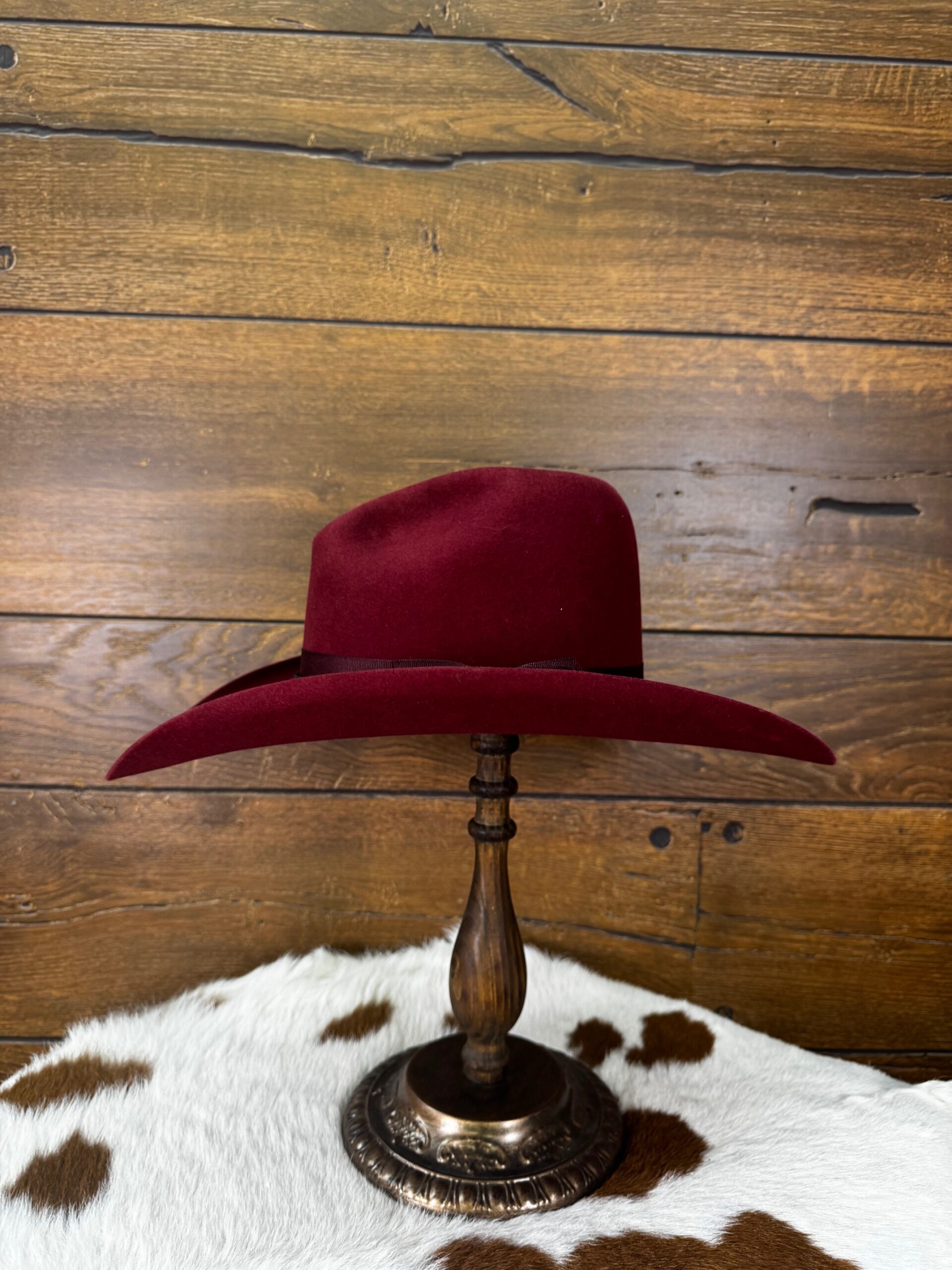 A Pure Beaver Burgundy Gus 
