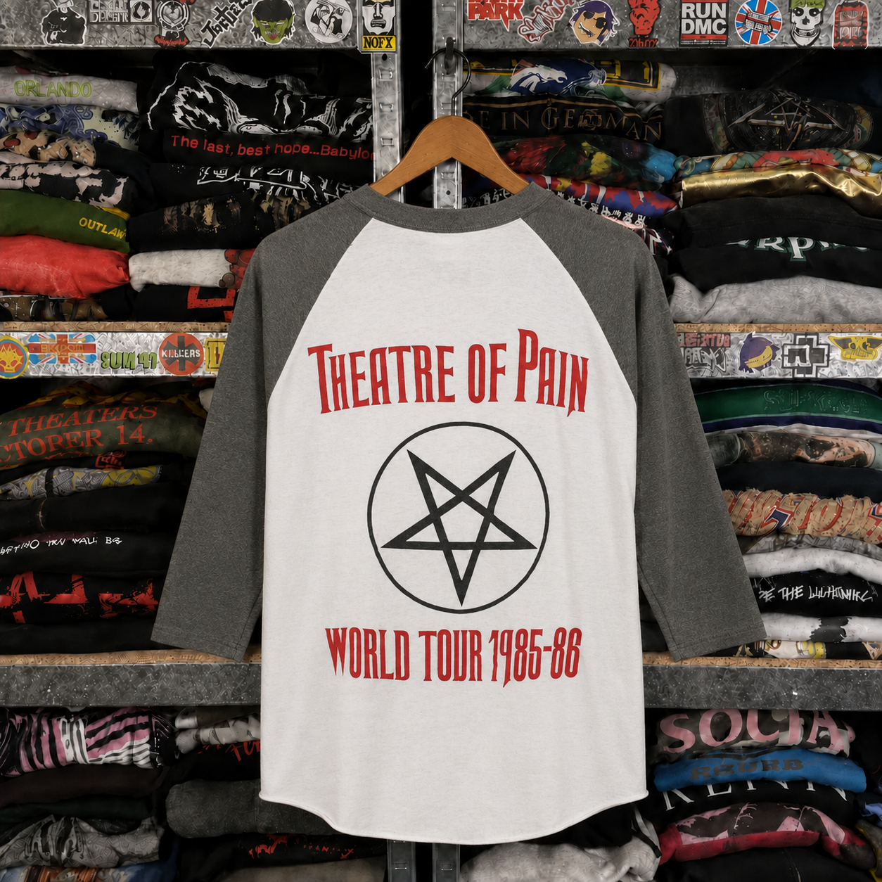 Vintage Mötley Crüe raglan shirt back view