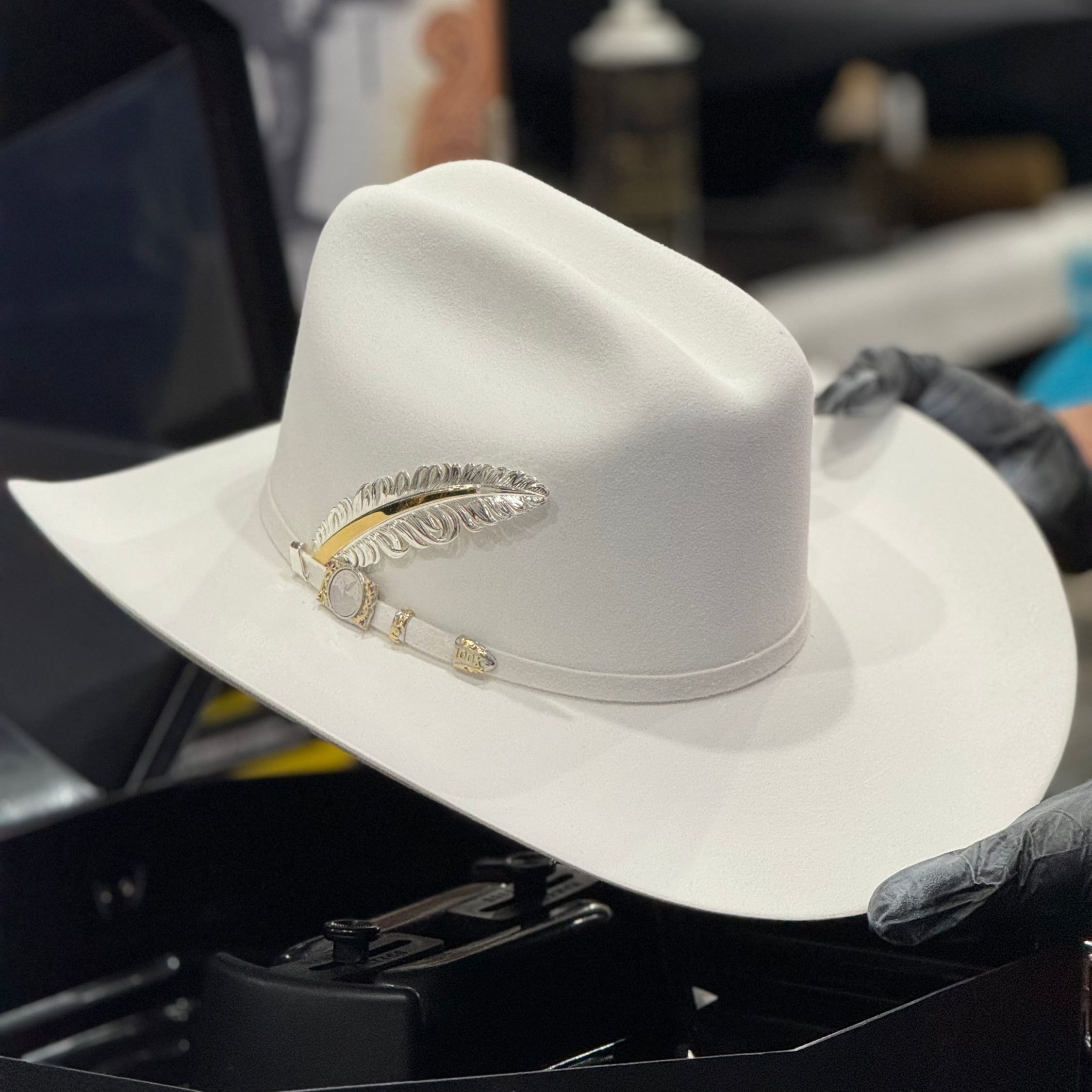 LARRY MAHAN´S 100X WHITE INDEPENDENCIA