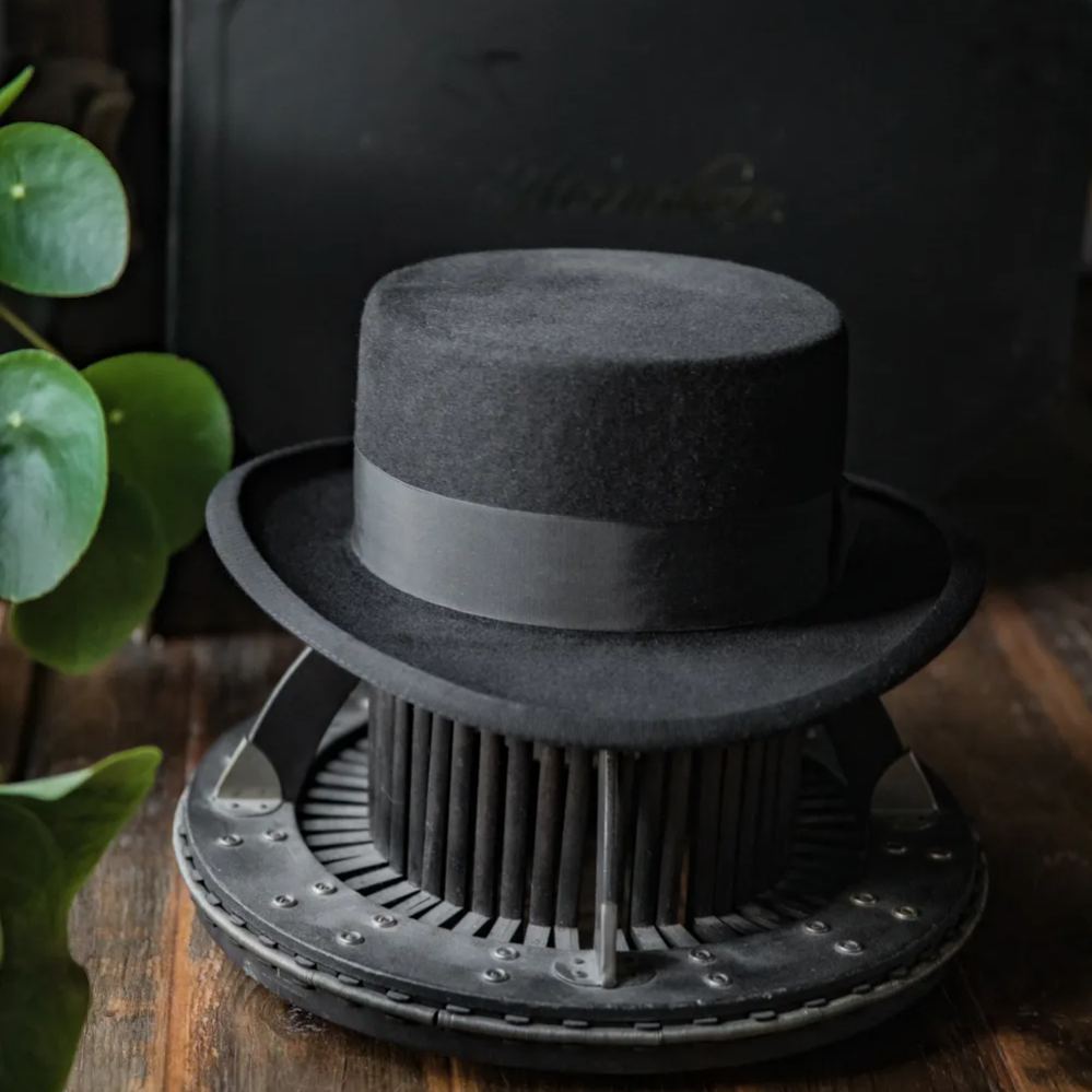 The Noir Low Top Hat