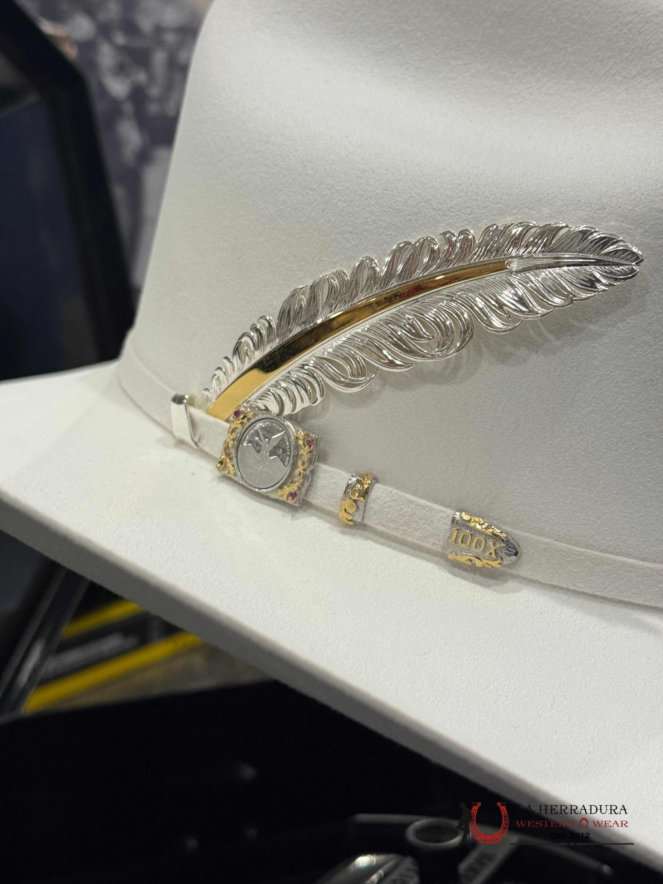 LARRY MAHAN´S 100X WHITE INDEPENDENCIA