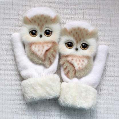 HAND-KNITTED ANIMAL MITTENS