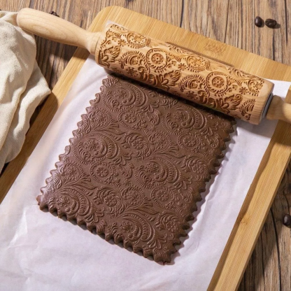 CHRISTMAS EMBOSSING ROLLING PIN