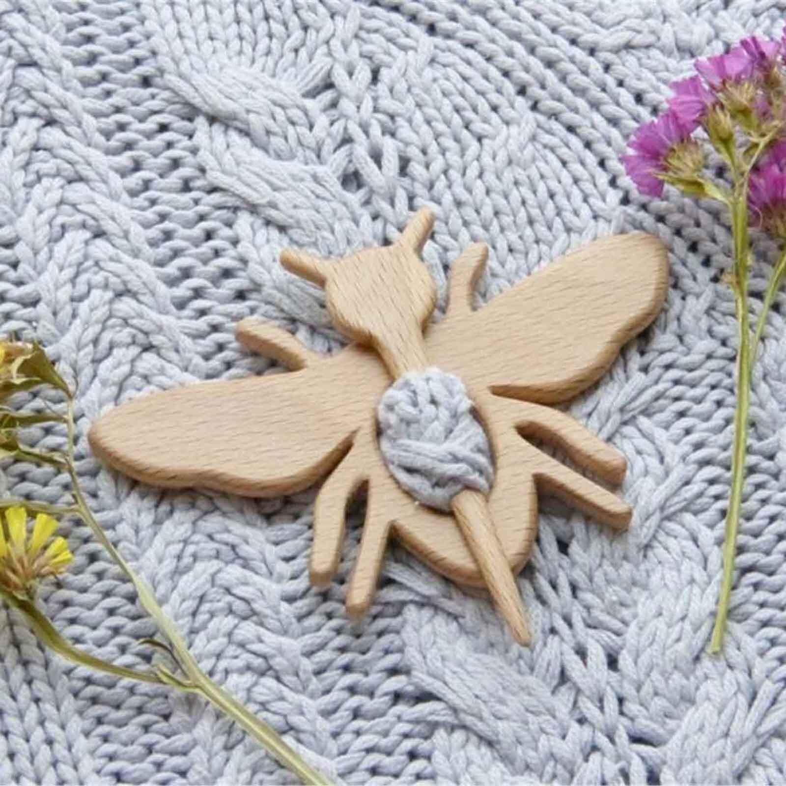 🔥LAST DAY 70% OFF🔥BROOCH PIN WITH WOODEN ANIMAL PATTERN (SWEATER CLIP)