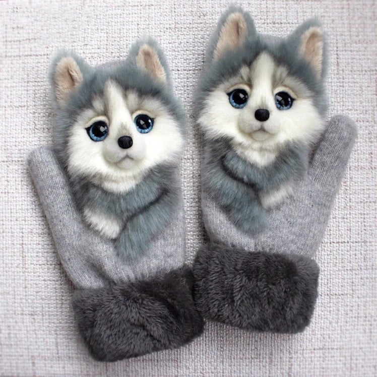 HAND-KNITTED ANIMAL MITTENS