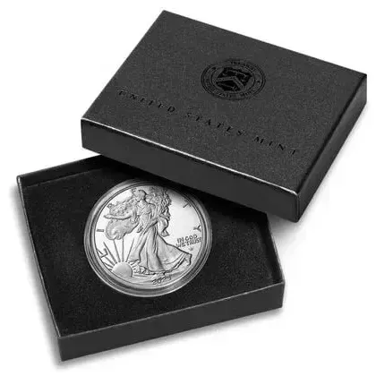 2025 Commemorative Medal - Collect classics