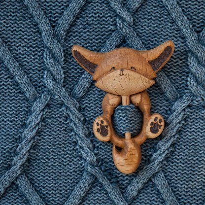 🔥LAST DAY 70% OFF🔥BROOCH PIN WITH WOODEN ANIMAL PATTERN (SWEATER CLIP)