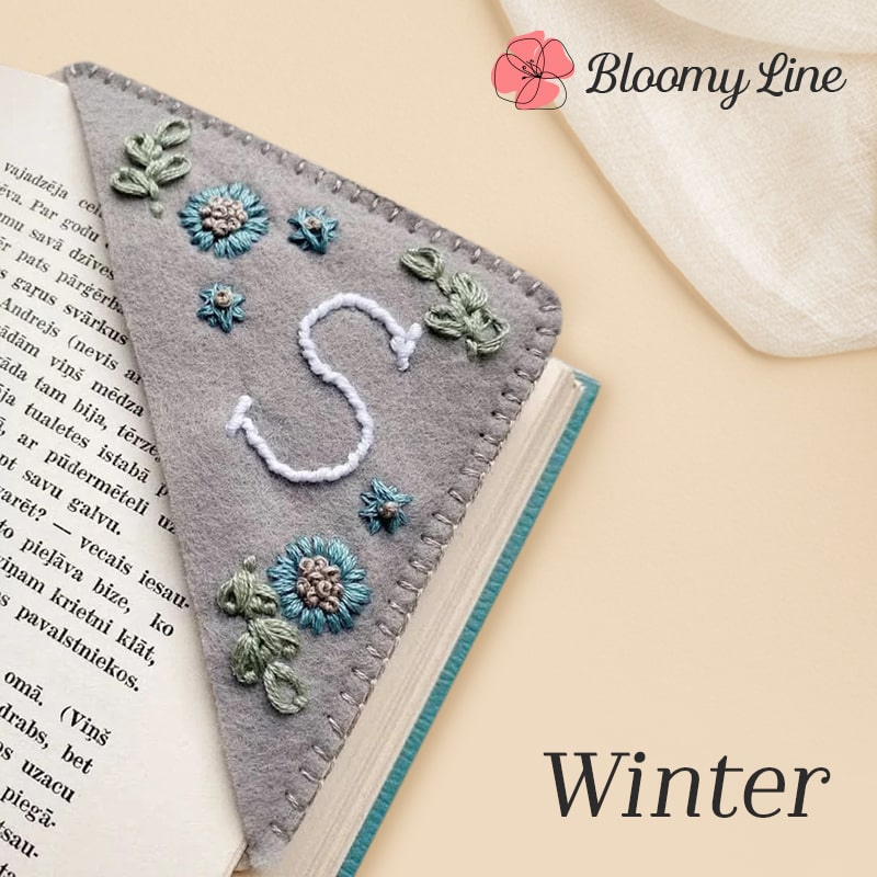 PERSONALIZED HAND EMBROIDERED CORNER BOOKMARK