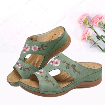 Mincino Flower Embroidered Vintage Casual Wedges Summer Sandals