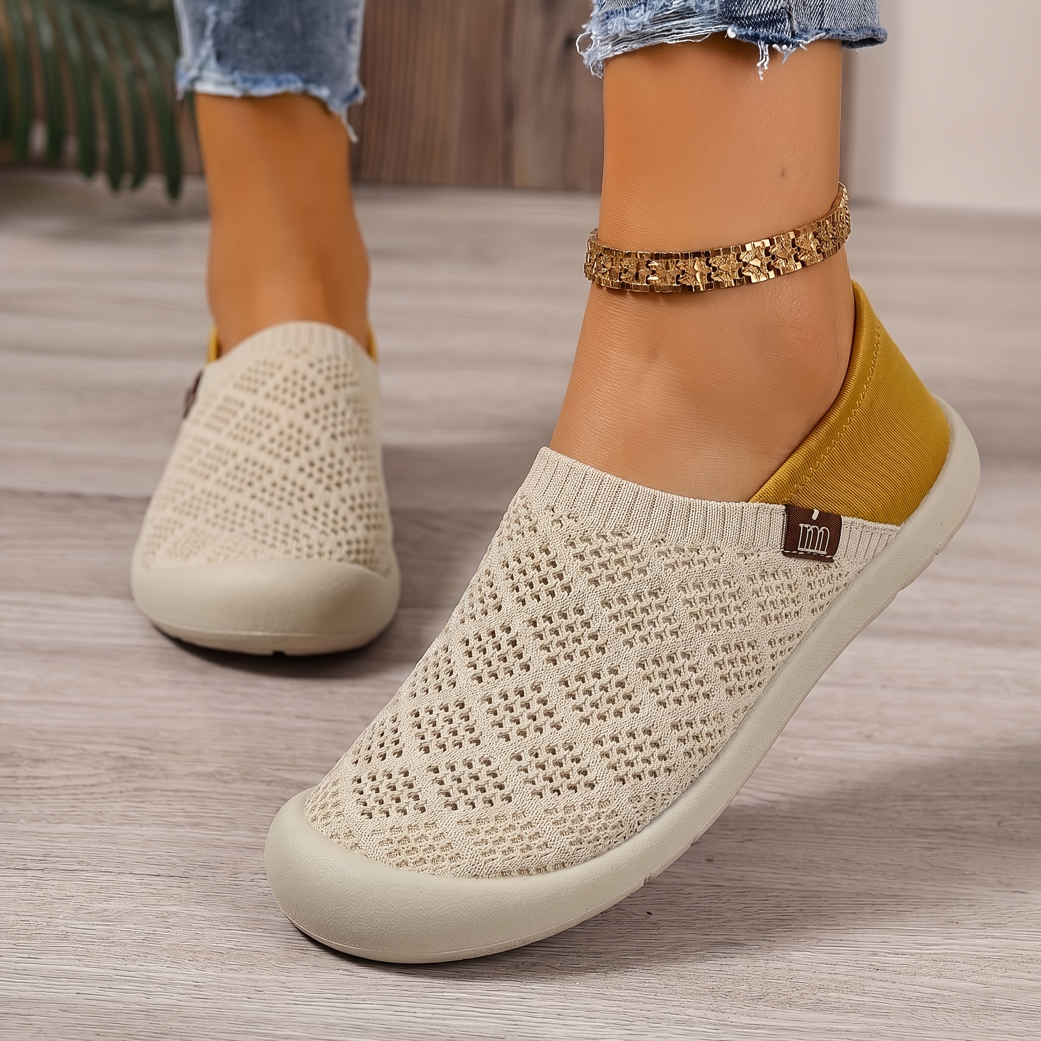 Summer Lightweight Breathable Round-Toe Sneakers