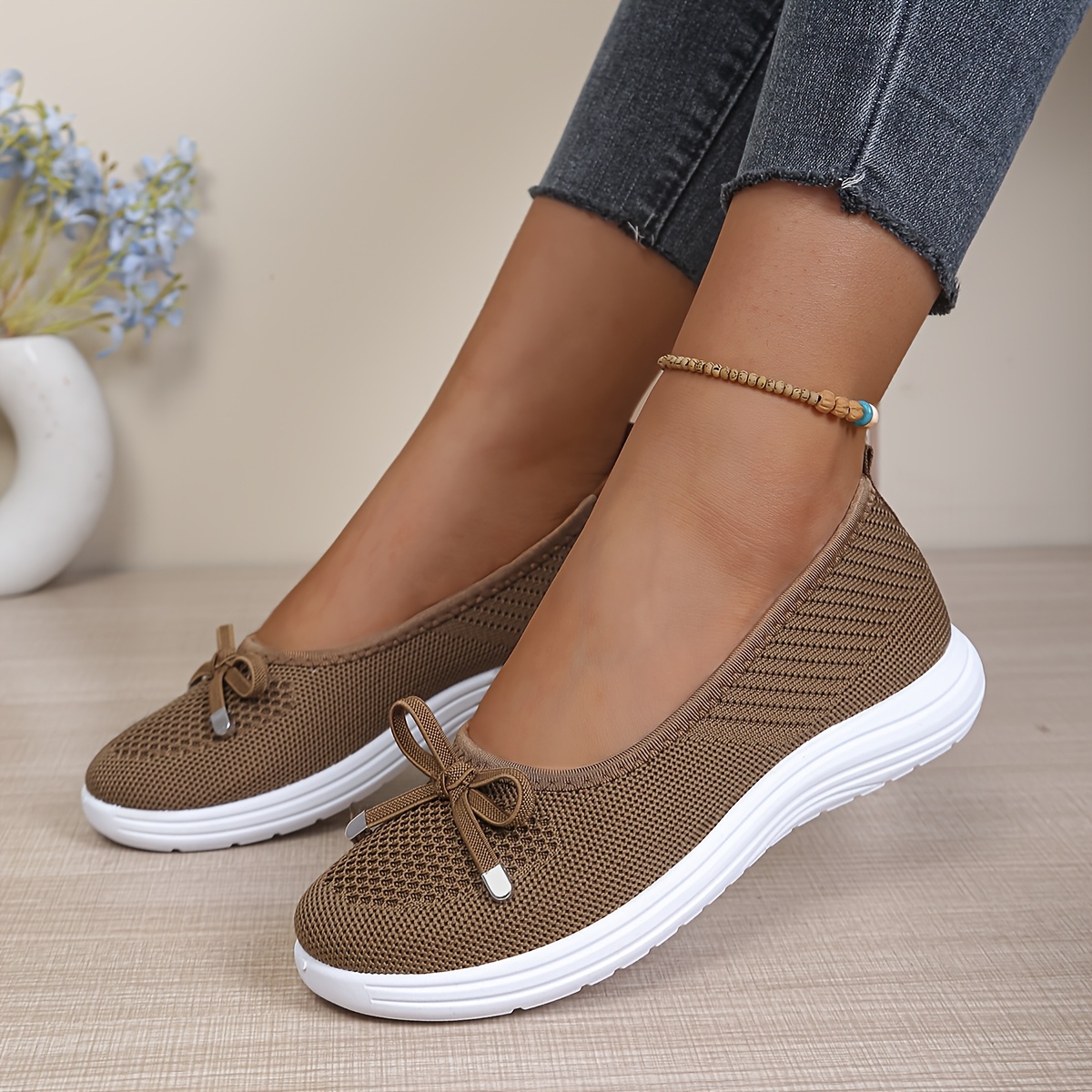New Fly Weave Mesh Upper Breathable Shoes